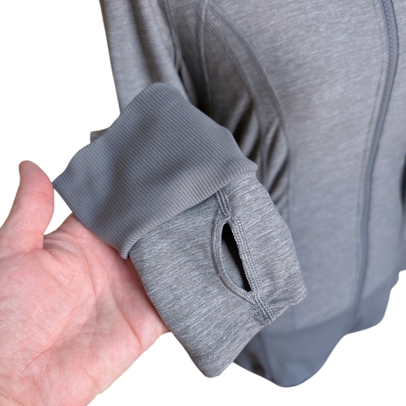 Lululemon Daily Practice Jacket Athleisure Run Workout Womens 6 Hiking Grey 2015 - Picture 13 of 15